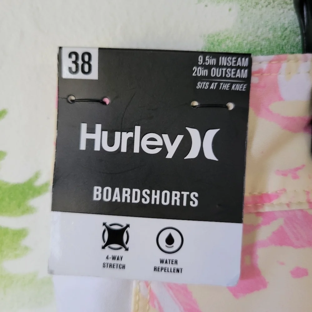Hurley Tropical Paradise Boardshorts.